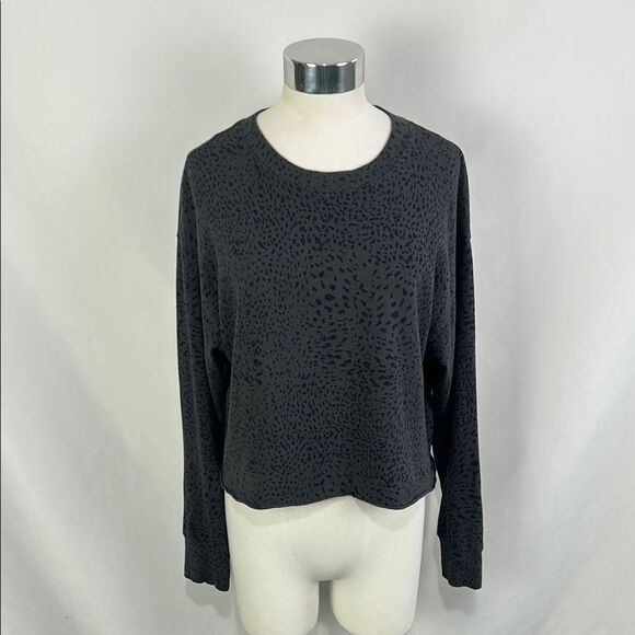 Monrow Gray Crop Animal Print Monrow Sweatshirt - Picture 2 of 7